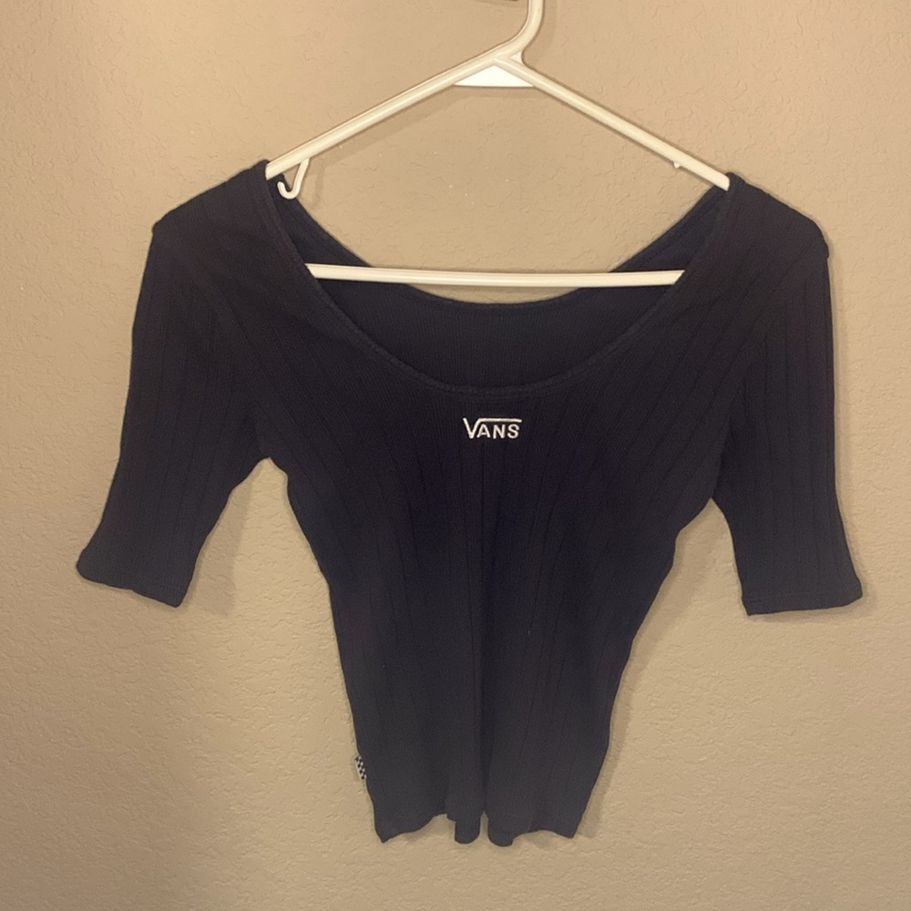 VANS cropped short sleeve top
